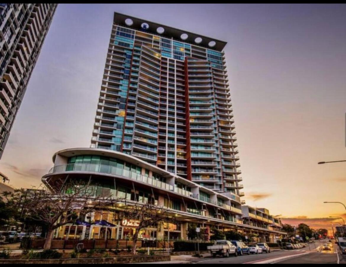 Marina Ocean View At The Shores Apartment Gold Coast Exterior photo